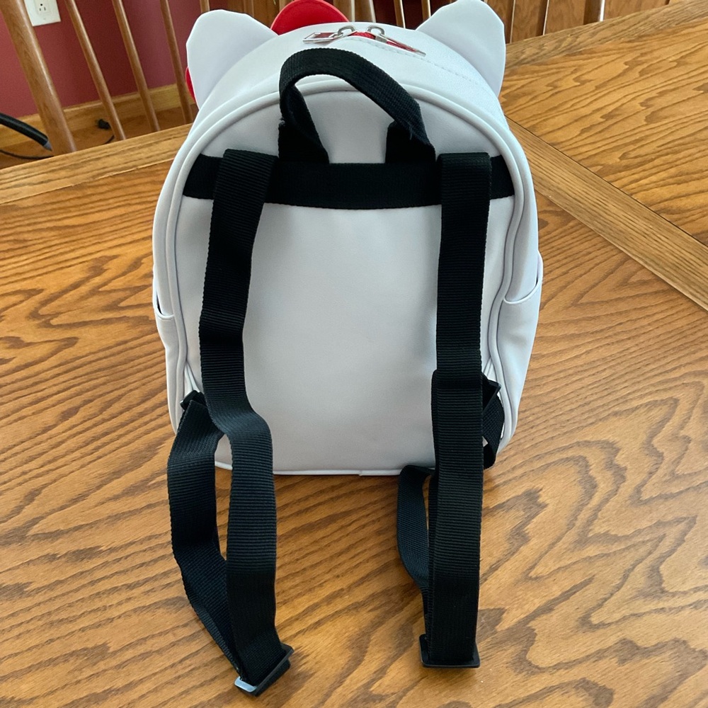 Hello Kitty 10.5” Mini Backpack - Picture 6 of 12